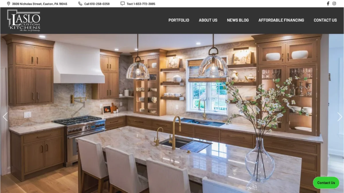 laslo-kitchens website homepage on desktop